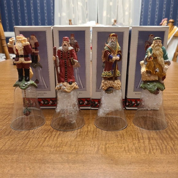 Vintage Christmas Bells - Picture 3 of 7